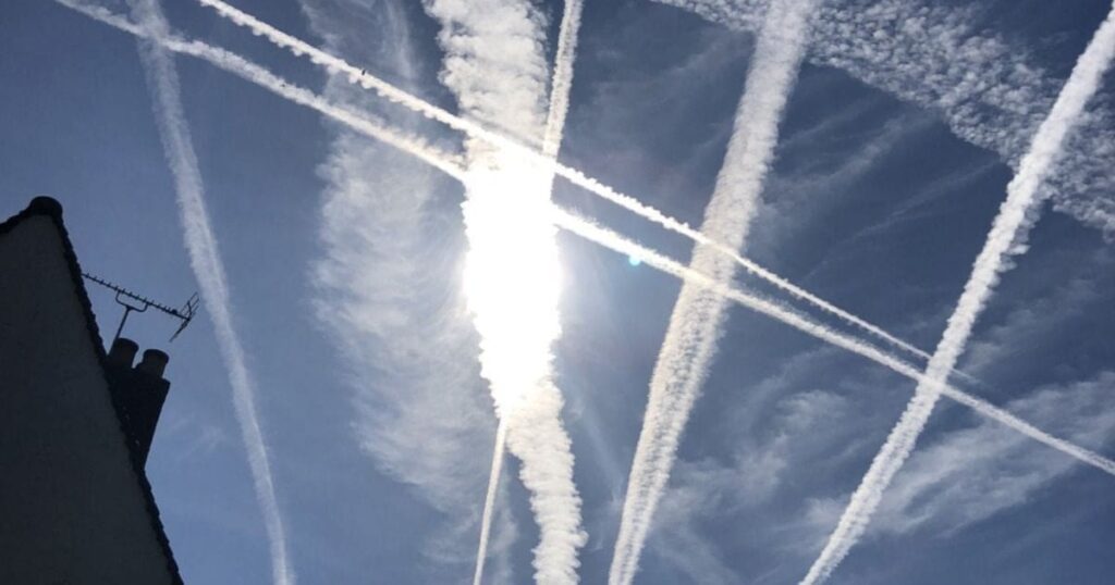 Republican Attorney General Says His State's Airports Are "Closed To Any Weather Modification Activities" * 100PercentFedUp.com * by Danielle
