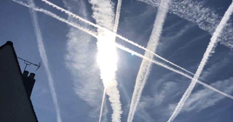 Republican Attorney General Says His State's Airports Are "Closed To Any Weather Modification Activities" * 100PercentFedUp.com * by Danielle