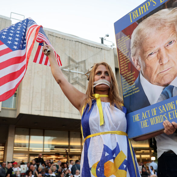 Politics: trump bringing peace to the middle east is the