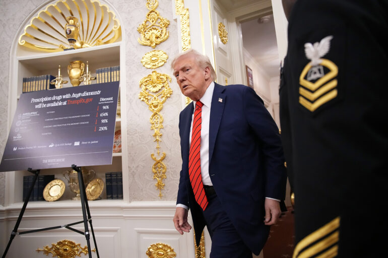 Politics: trump is fighting a historic clash of civilizations against