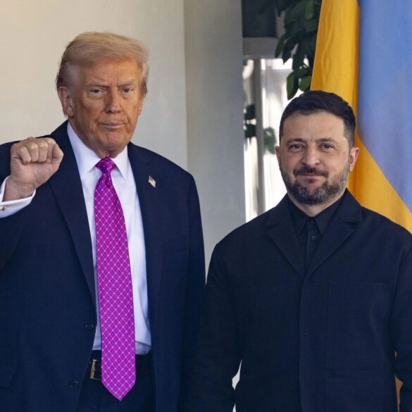 Politics: trump should box putin in before any budapest showdown