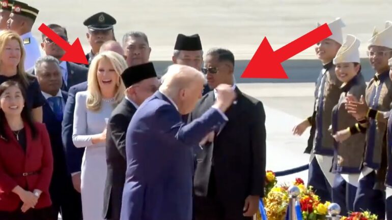 What Trump JUST DID Upon Arrival in Malaysia Sent SHOCKWAVES Throughout Asia!