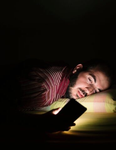 If you haven't yet, it's time to ditch your nighttime phone habit.