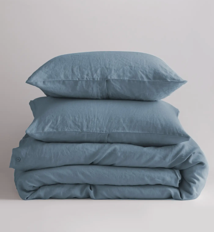 Travel & lifestyle: the quince linen duvet cover is year round