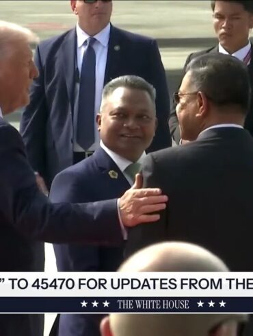 President Trump Departs Kuala Lampur, Malaysia En Route Tokyo, Japan