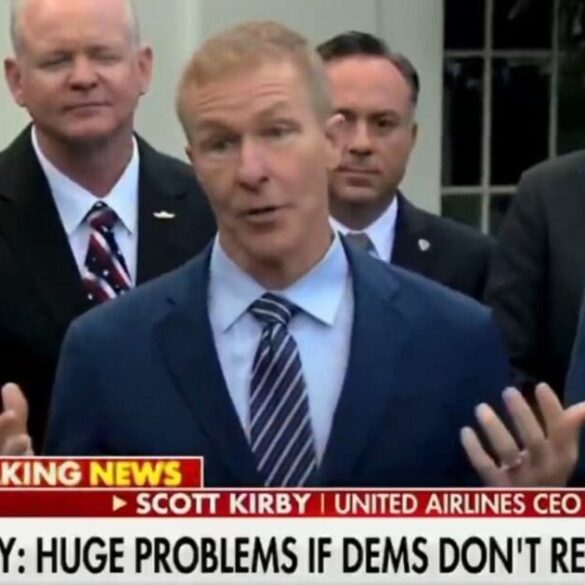 Democrats Boycott United Airlines After CEO Tells Schumer “Open the Damn Government!” * 100PercentFedUp.com * by Kaley