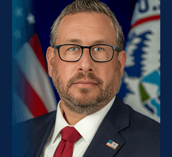 USCIS to reexamine all Green Cards from Trump admin’s list of ‘Countries of Concern’ – One America News Network