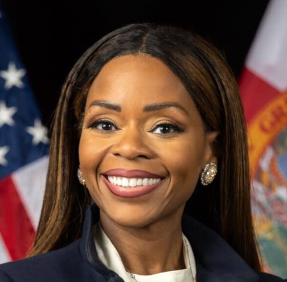 Politics: busted: democrat congresswoman sheila cherfilus mccormick indicted in $5m fema