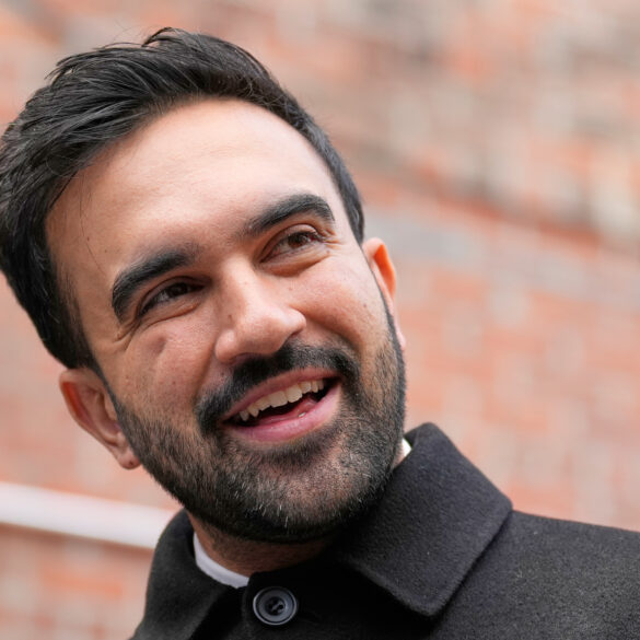 Politics: entitled elites who think they deserve more are secret