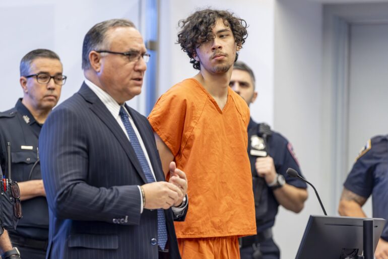 Politics: family violence needs cop response, get feds out of