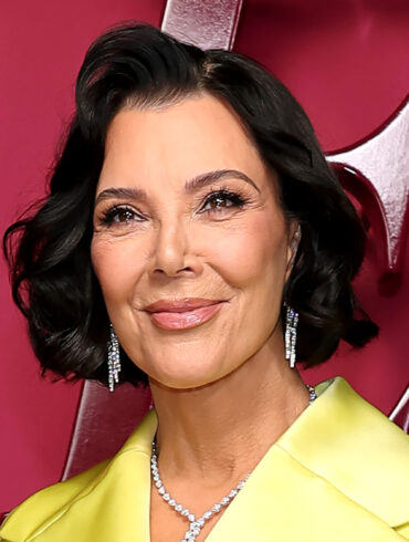 Satire news: kris jenner celebrates 70th face