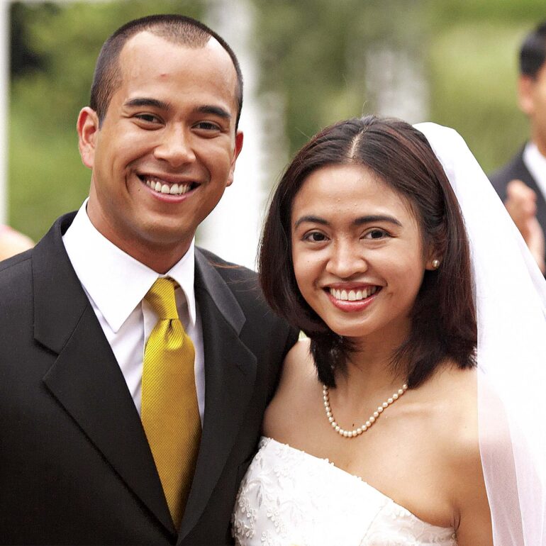 Satire news: regina lundell and mark francis