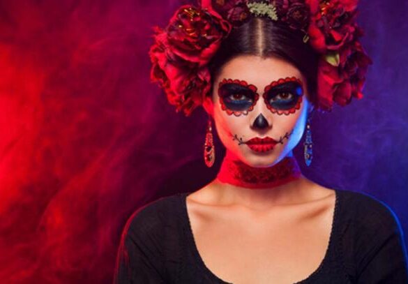 Lady dressed up as La Catrina for Dia de los Muertos.