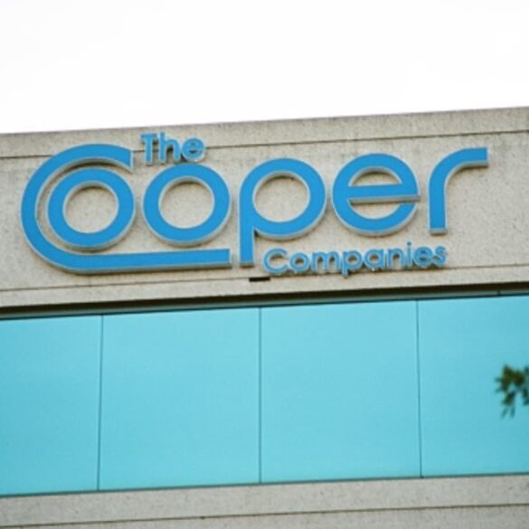 Stock market: jana partners push to break up cooper cos.
