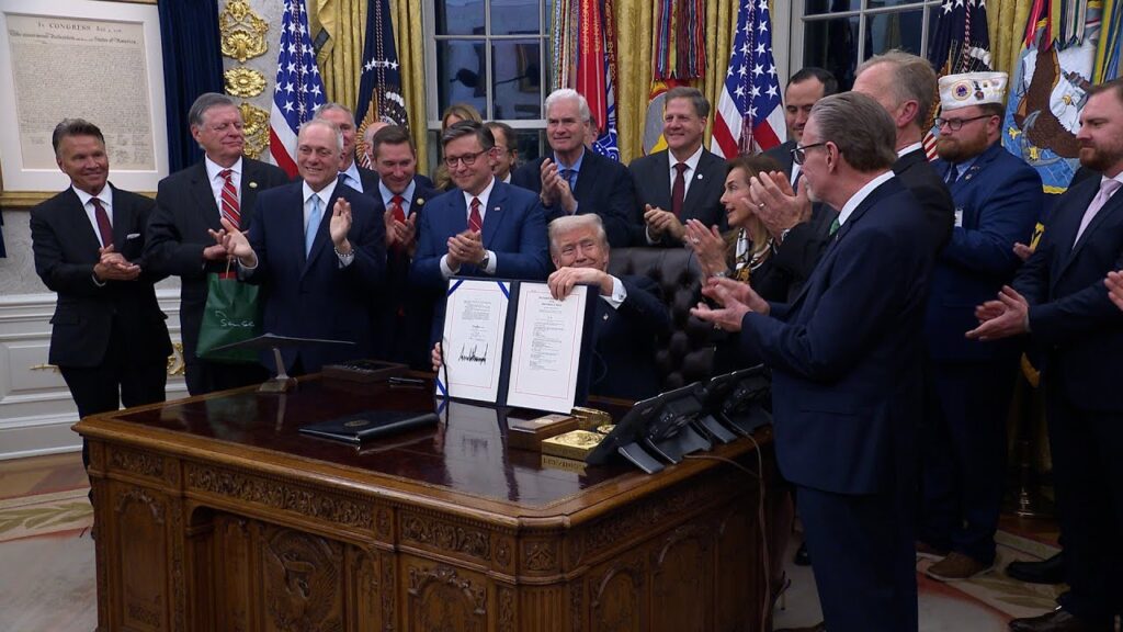 President Trump Signs Senate Amendment to H.R. 5371