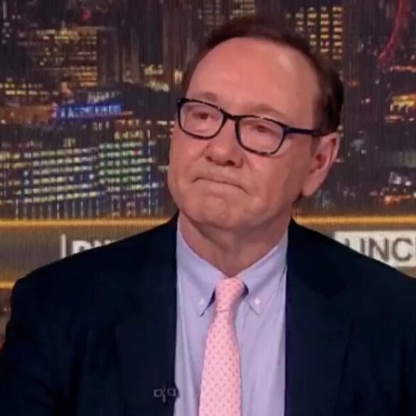 Kevin Spacey Is Now “Homeless” — Playing The Harmonica In Tel Aviv For Money? * 100PercentFedUp.com * by Noah