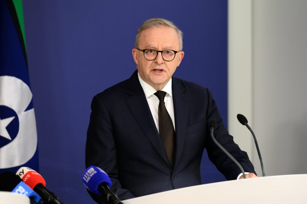 Politics: australian pm anthony albanese's pathetic answer to bondi beach