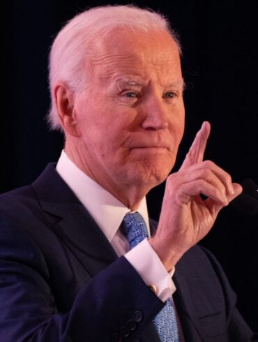 Politics: biden white house begged fraudsters to rip us off
