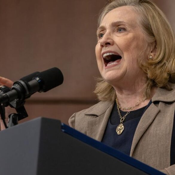 Politics: hillary clinton caught discussing what with a foreign felon?