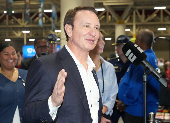 Politics: louisiana may reduce royalties on oil drilled on state