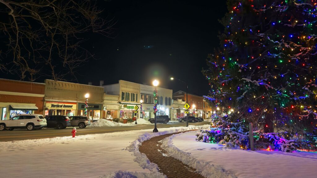 Satire news: community does jack shit to make christmas better