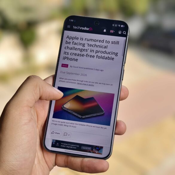 Prakhar Khanna reading on the Vivo X300.