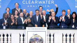 Stock market: activist starboard reveals 5% stake in clearwater as