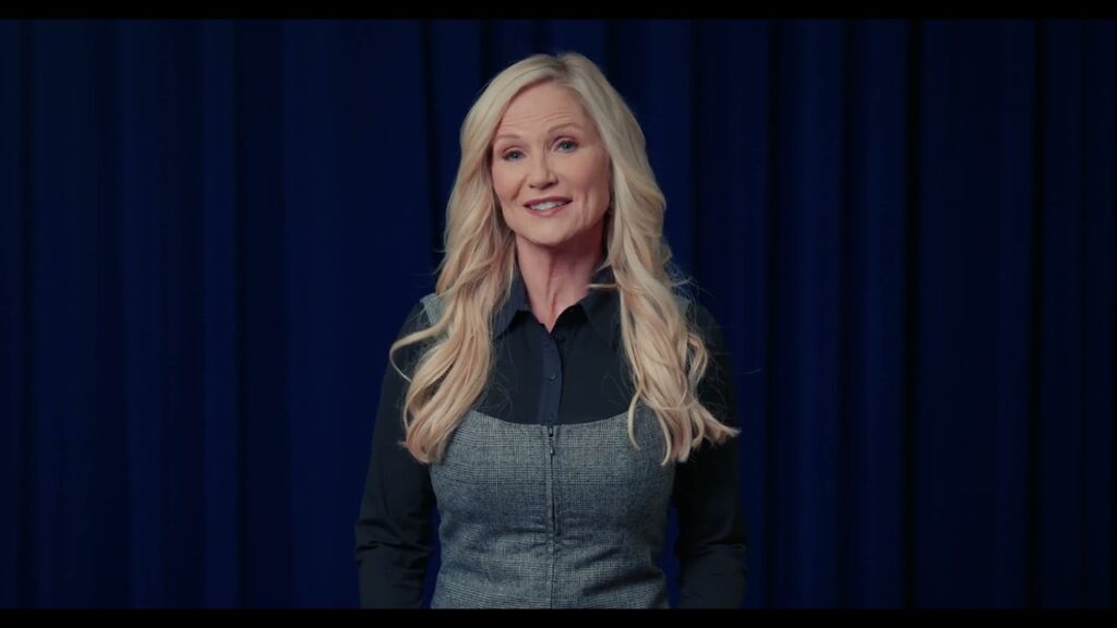 Cabinet Secretary wives share the Christmas & Hanukkah traditions that make the season special. 🎄❤️