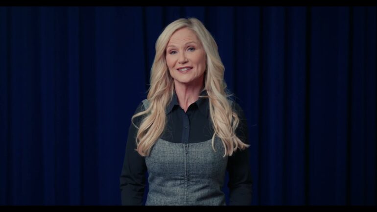 Cabinet Secretary wives share the Christmas & Hanukkah traditions that make the season special. 🎄❤️