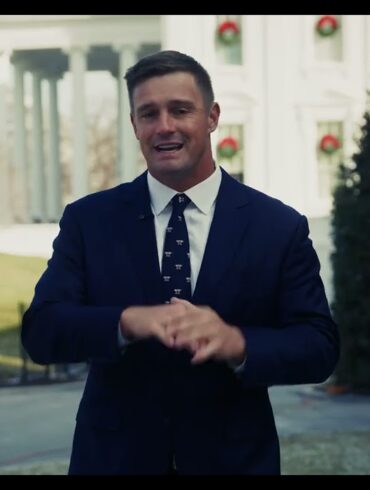 Triple H and Bryson DeChambeau Stay Fit During Christmas