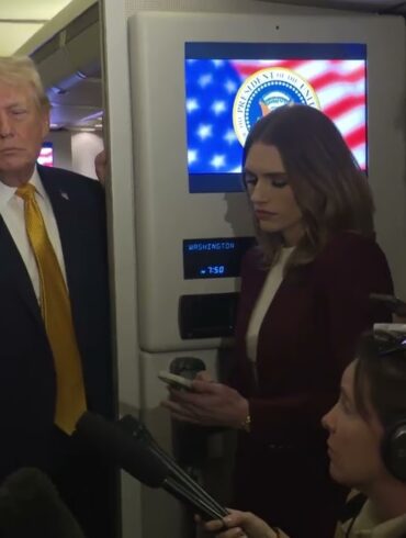 President Trump Gaggles with Press on Air Force One, Jan. 4, 2026