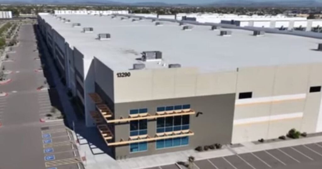 Report Claims DHS Purchases Large Warehouses To Expand Detention Capacity Amid Immigration Crackdown, Issues Response * 100PercentFedUp.com * by Danielle