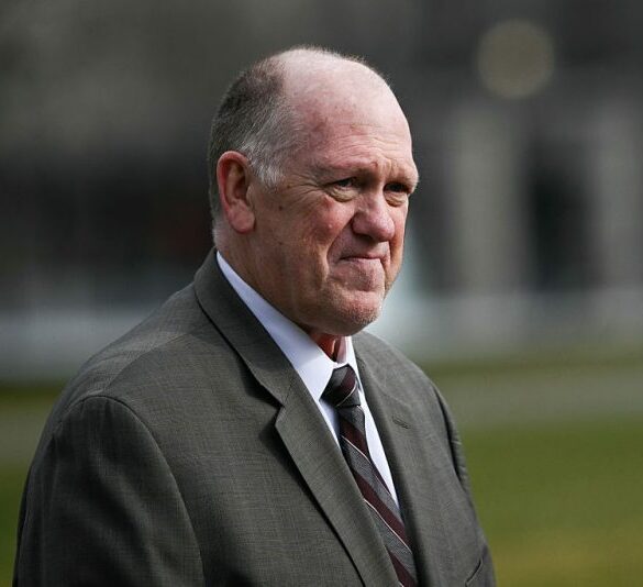 White House 'border czar' Tom Homan speaks to the press outside the West Wing of the White House in Washington, DC, on January 14, 2026. (Photo by Brendan SMIALOWSKI / AFP via Getty Images)
