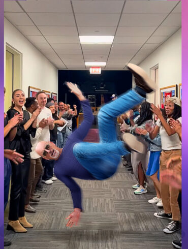 Satire news: howie mandel ricocheted down hall as ‘the jennifer