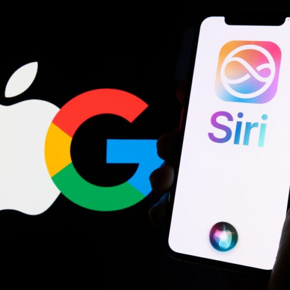 Apple has chosen Google to power its Siri voice assistant.