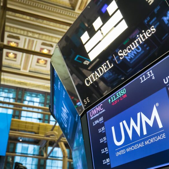 Stock market: trump orders mortgage bond purchases. these stocks are