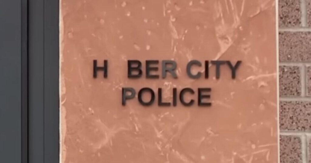 GOP County Chair Arrested, Faces Accusations Of "Waterboarding" His Teenage Daughter * 100PercentFedUp.com * by Danielle