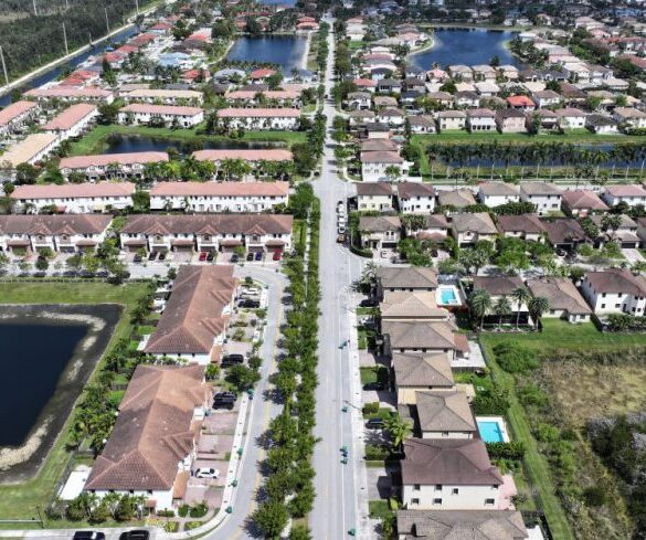 Trump admin. proposes banning investors with over 100 homes to continue snatching up single-family residences – One America News Network