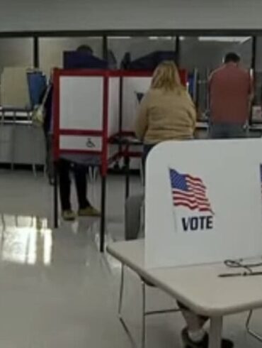 Warning Sign? Democrat Early Voter Turnout Outpacing Republicans In Red State * 100PercentFedUp.com * by Danielle