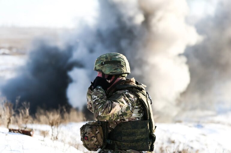 POLITICS: Four years into war on Ukraine, Putin's bluff must