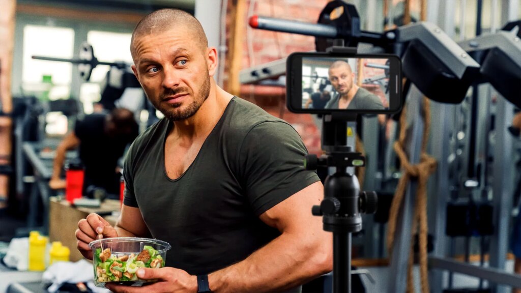 SATIRE NEWS: Bodybuilder Films Self Eating Chicken To Make Sure