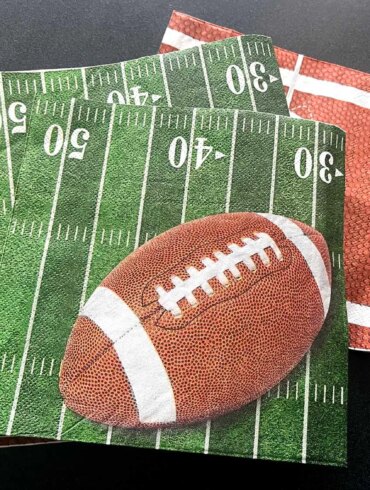 SATIRE NEWS: Football Themed Napkins At Super Bowl Party Too Nonabsorbent,