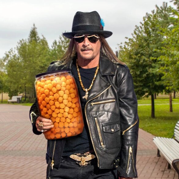 SATIRE NEWS: Kid Rock Sells Entire Music Catalog For Extra Large