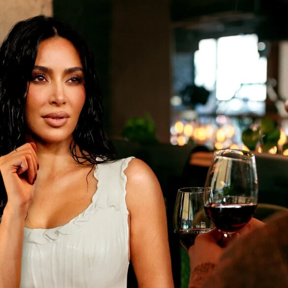 SATIRE NEWS: Lewis Hamilton Wondering If It Red Flag After