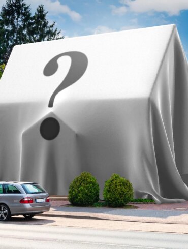 SATIRE NEWS: Mystery House