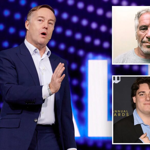 SCIENCE & TECH: Tech mogul Palmer Luckey trolls hated rival