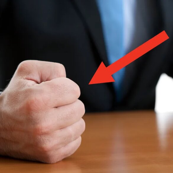 Travel & Lifestyle: The No. 1 Unexpected Symptom Of Alzheimer's