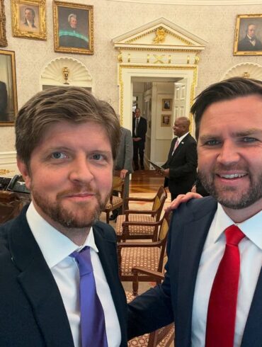 “Trump’s Radical Next Move Will Shock the World” * 100PercentFedUp.com * by Noah