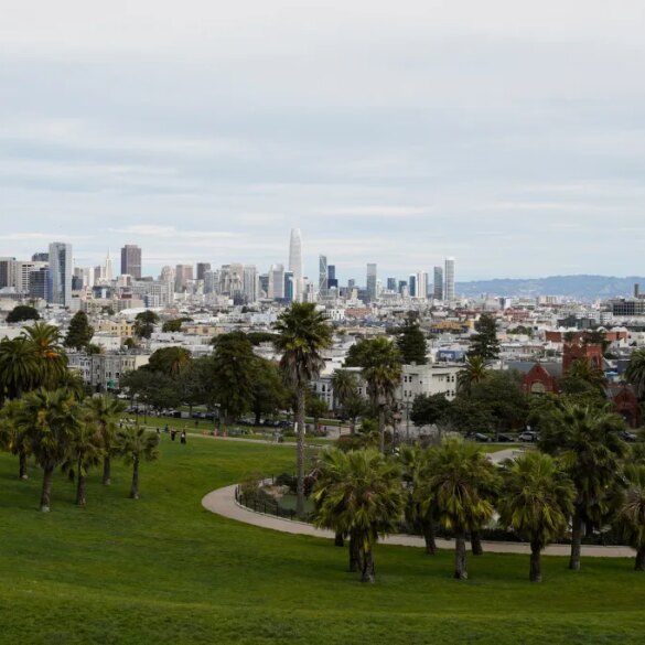 A view of the San Francisco skyline from Dolores Park.