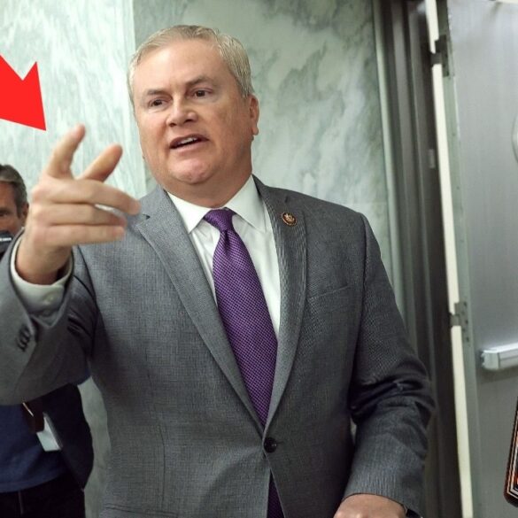 Epstein Lawyer EXONERATES Trump — Democrats CAUGHT Lying, Comer EXPLODES!